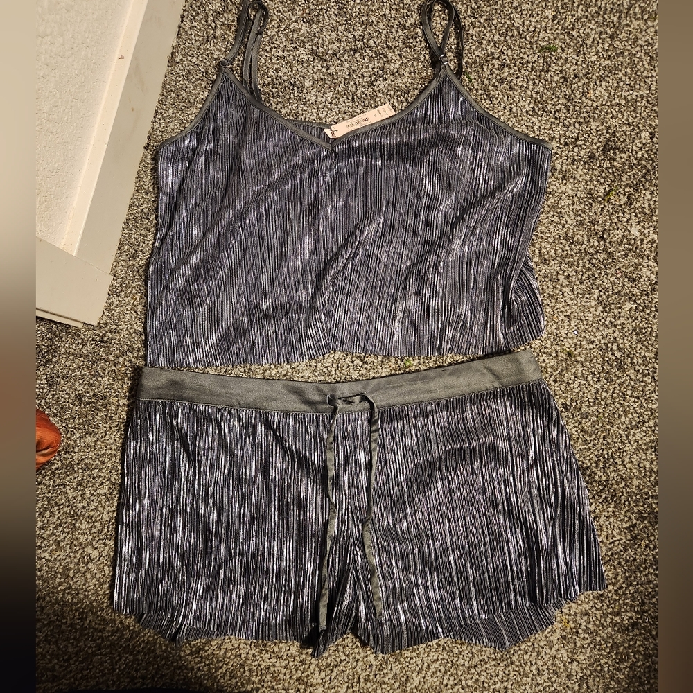 Victoria's secret pajamas set